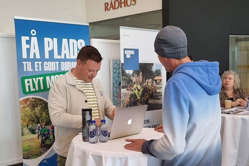 Zuzugshelfer Holger Hampe-Hecht på INFOTAG i Ringkøbing